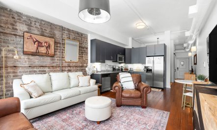 Charming Urban Oasis 2