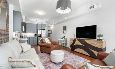 Charming Urban Oasis 3