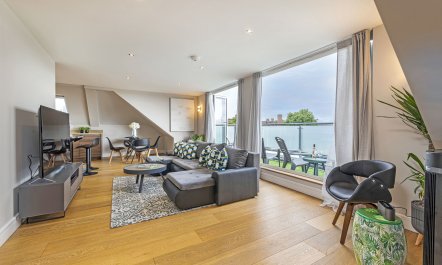 Penthouse Splendour