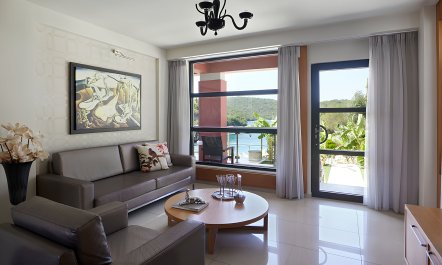 The Beachfront Hideaway