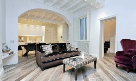 The Modern Roman 1