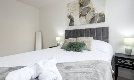 Old Trafford Contemporary 1