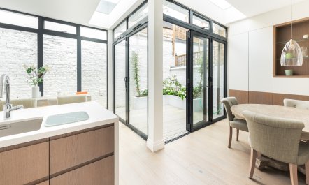 Sunny in Chelsea 9