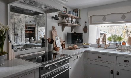 Little Nut Cottage 6