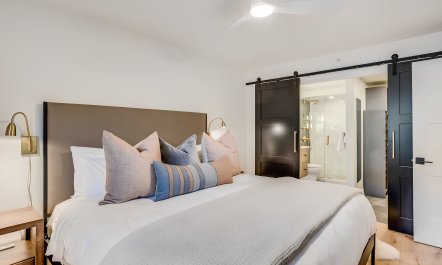 Aspen Modern 4