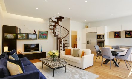 The Ritz 4