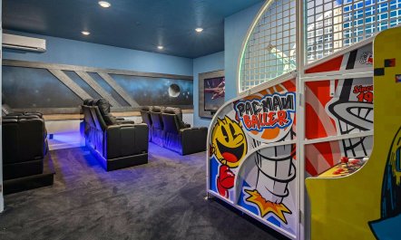 The Queen of the Mountain 7