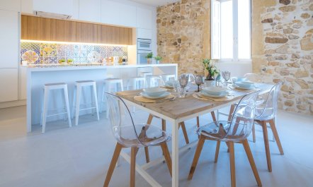 The Lady of Ortigia 2