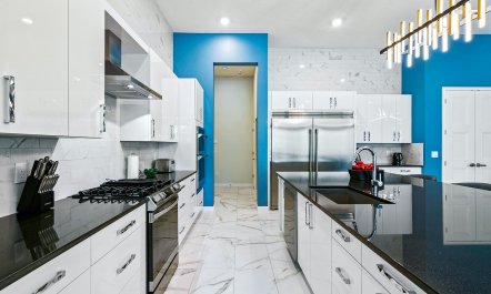 The Sunshine of Your Eyes 1