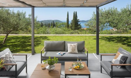 Serene Olive Hideaway 1