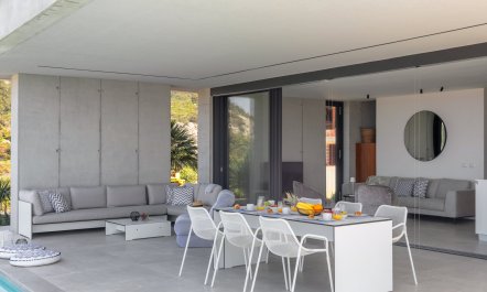 Shine like the Moon 2