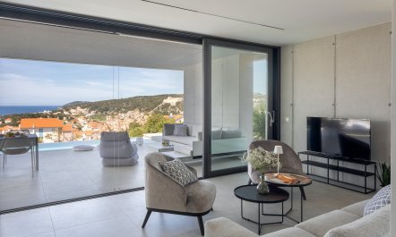 Shine like the Moon 1