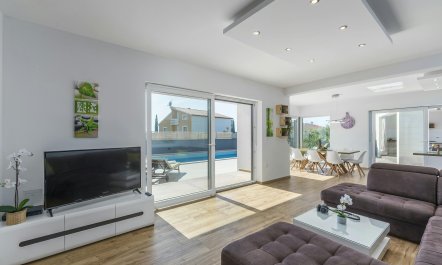 Cowshed Cottage 5