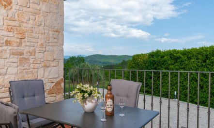 Breathtaking Retreat 6