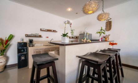 The Sea Reflection 1