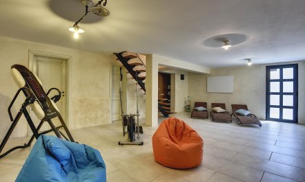 The Trees of the Moon 1