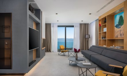 The Courtyard of Roses 3