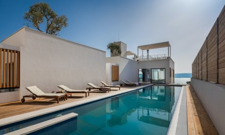 The Courtyard of Roses 2