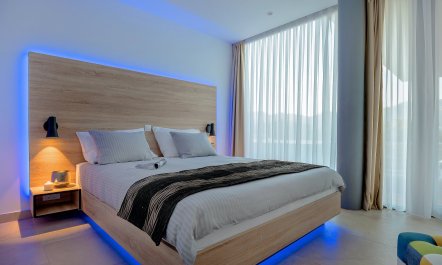 Whisper In The Moonlight 6