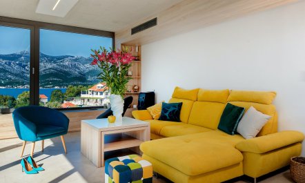 Whisper In The Moonlight 1