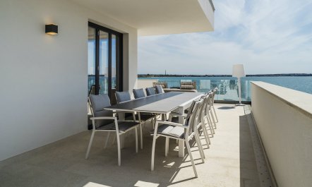 The Cloud at Your Feet 1