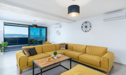 The Treasured Vista 4