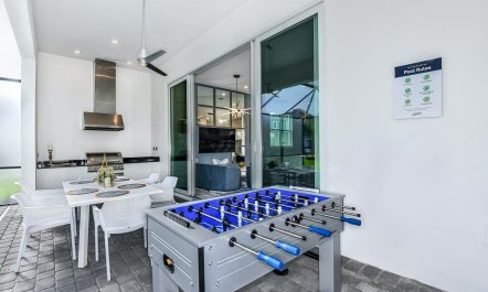 Sunshine in the Attic 0