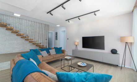 Mediterranean Ivory 6