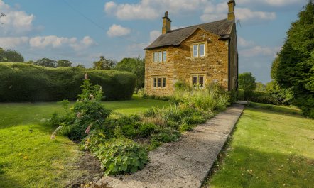 Hearthside Harvest 0