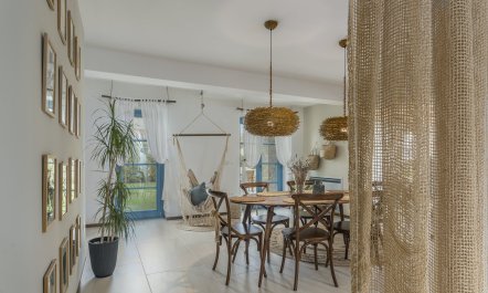 Water Waves & Waves of Water 4