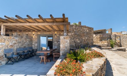 Cycladic Pause 4