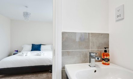 Kirkby's Cosy Corner 3