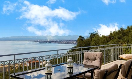 The Coastal Escape 0