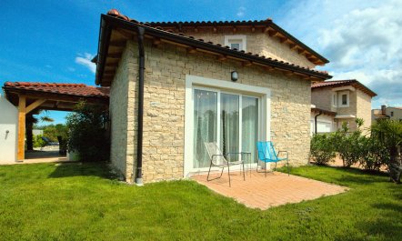 A Glance from the Peak 3