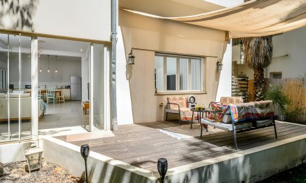 Urban Oasis Retreat 0