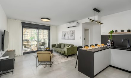 Mahane Yehuda Oasis 0