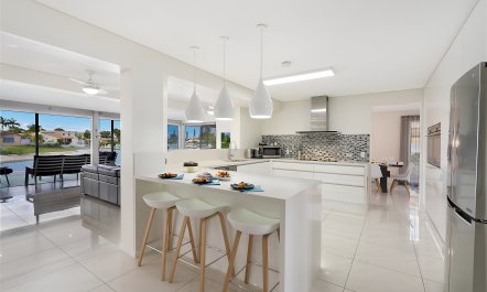 Water's Edge Retreat 2