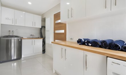 Water's Edge Retreat 4