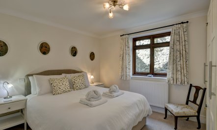 Two Grooms Cottage, Dunster 9