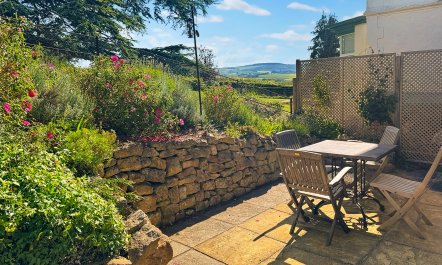 The Bramleys, Old Cleeve 4