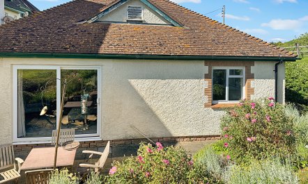 The Bramleys, Old Cleeve 6