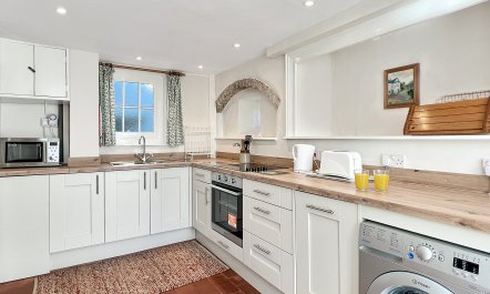 Orchard Cottage, Brayford 7