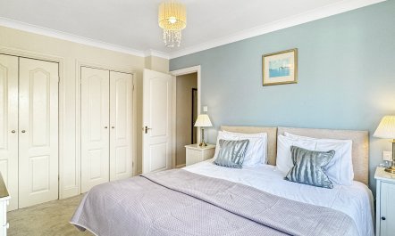 The Pippins, Old Cleeve 9