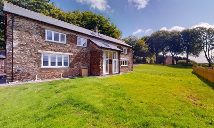 The Wool Barn, Simonsbath 9