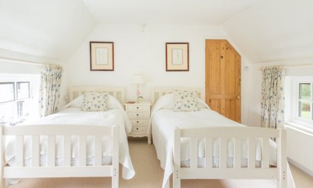 Bratton Mill Cottage, Bratton Fleming 3