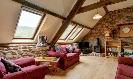 Luccombe Cottage, Near Dunster 2