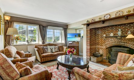 Oare Manor Cottage, Oare 1