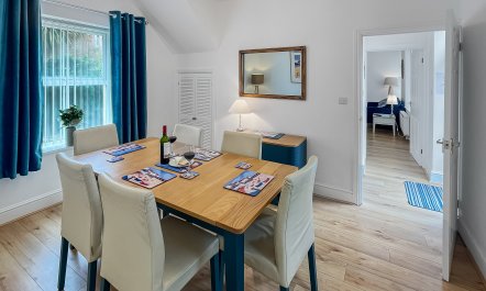 Beachside Cottage, Minehead 3