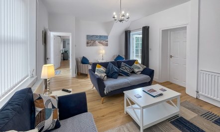 Beachside Cottage, Minehead 3