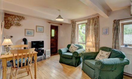 Cleeve Apartment, Near Dunster 1